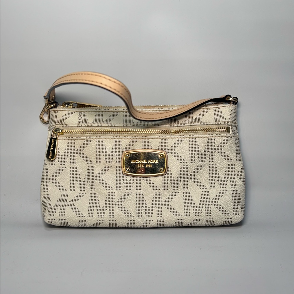 Michael Kors MK Signature Small Wristlet Clutch Purse